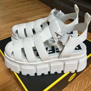 Buffalo Caged platform sandal